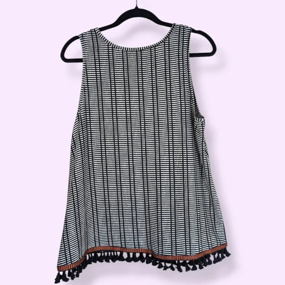 W5 B&W Tasselled Tank - Picture 5 of 7